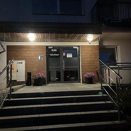Perla Bieszczad 2 Apartment Ustrzyki Dolne Ngoại thất bức ảnh